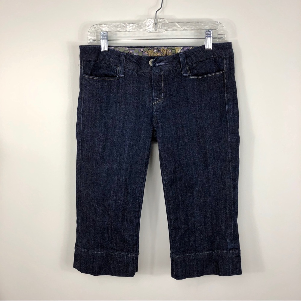 Miss Me dark indigo wash jean capris size 28